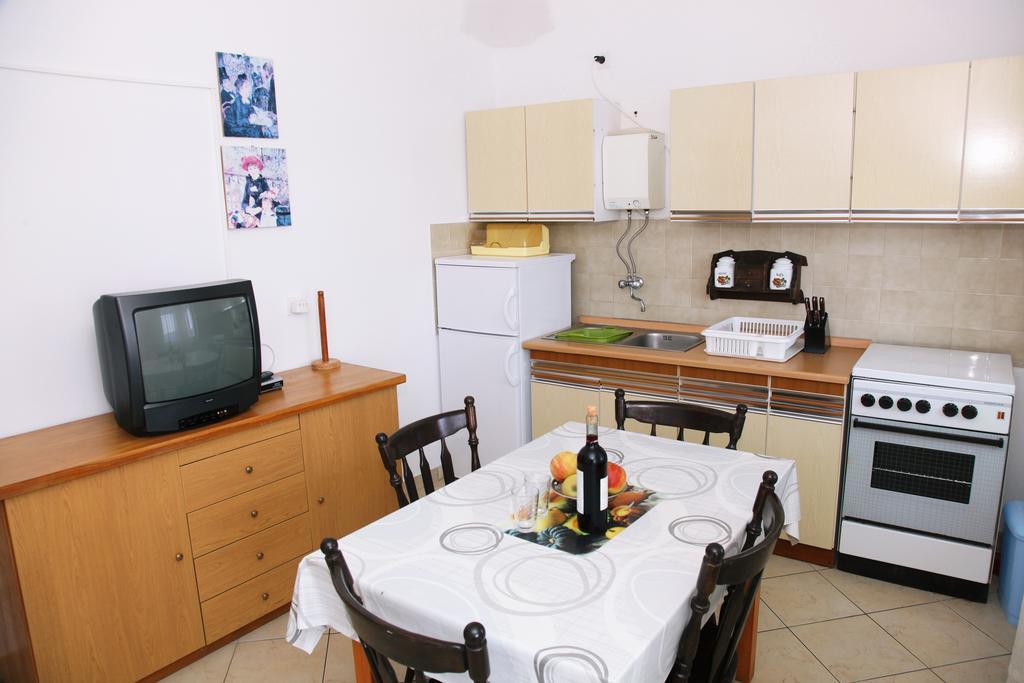 Apartments Gabrijela Prizba Ruang foto